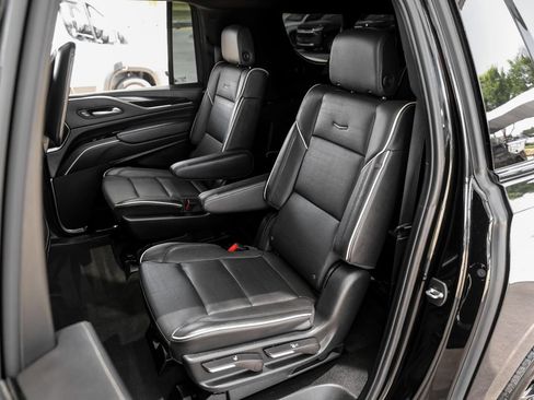 Used 2024 Cadillac Escalade ESV Sport w/ Touring Package AWD/4WD image 44