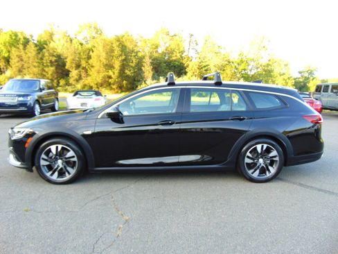 Used 2018 Buick Regal Essence w/ Driver Confidence Package #1 AWD/4WD image 27