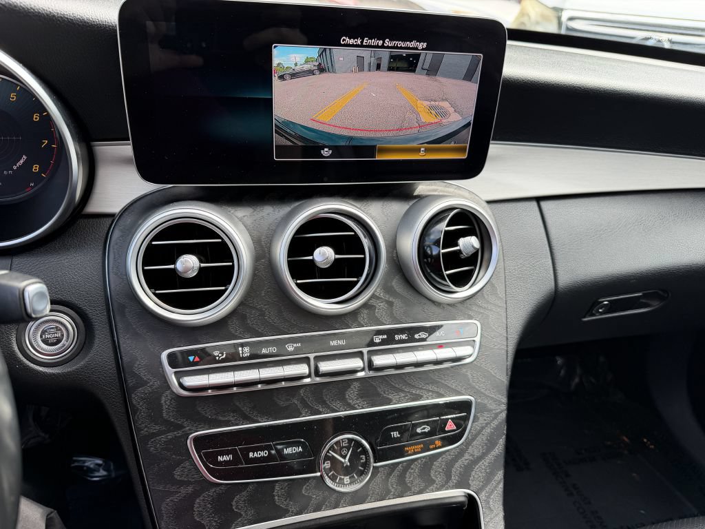 Used 2021 Mercedes-Benz C 300 4MATIC Sedan image 10