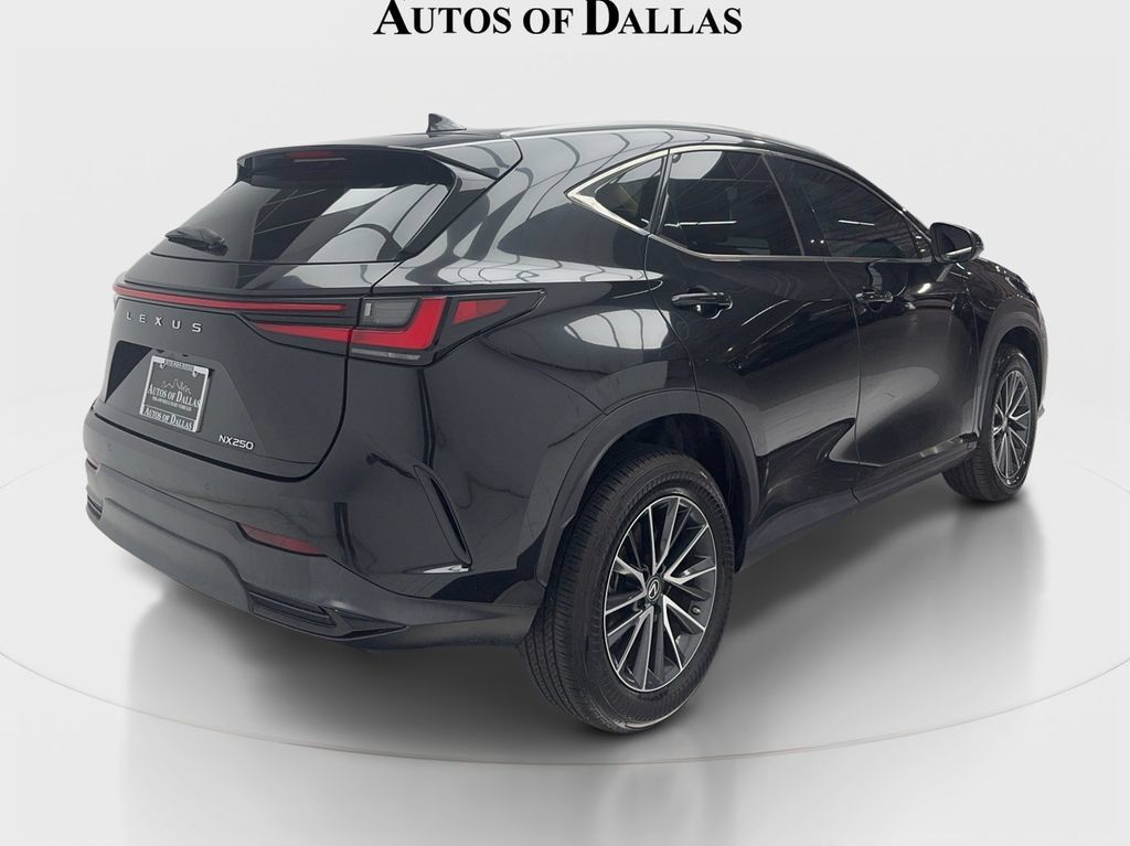 Used 2023 Lexus NX 250 FWD image 7