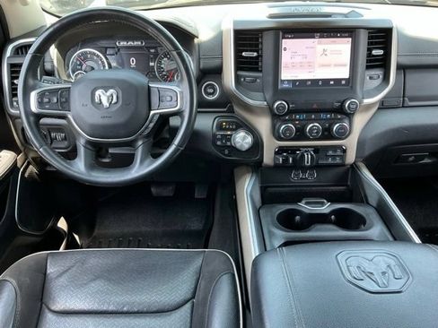 Used 2022 RAM 1500 Laramie AWD/4WD image 18
