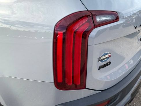 Used 2022 Kia Telluride SX w/ SX Prestige Package AWD/4WD image 10