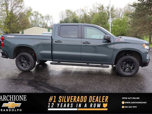 Used 2025 Chevrolet Silverado 1500 LT Trail Boss w/ Convenience Package II AWD/4WD image 1