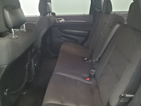 Used 2015 Jeep Grand Cherokee Laredo w/ Quick Order Package 23E image 18