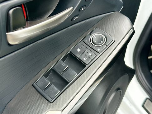 Used 2022 Lexus IS 500 w/ Accessory Package 2 image 18