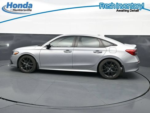 Used 2024 Honda Civic Sport image 6