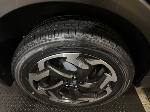 Certified 2023 Subaru Crosstrek 2.5i Limited w/ Moonroof Package image 13