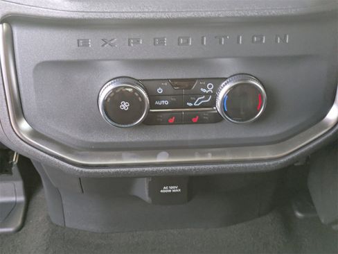 New 2025 Ford Expedition King Ranch image 18
