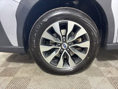 Used 2023 Subaru Outback Limited AWD/4WD image 6