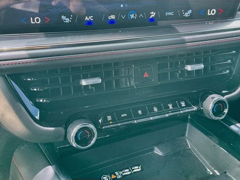Used 2025 Chevrolet Tahoe RST w/ Comfort Package RWD image 19