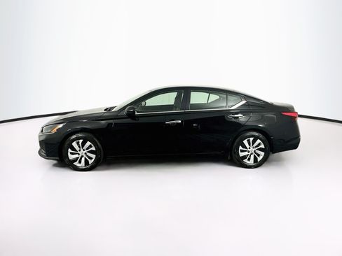 Used 2024 Nissan Altima 2.5 S FWD image 4