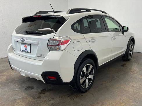 Used 2015 Subaru Crosstrek Touring AWD/4WD image 3