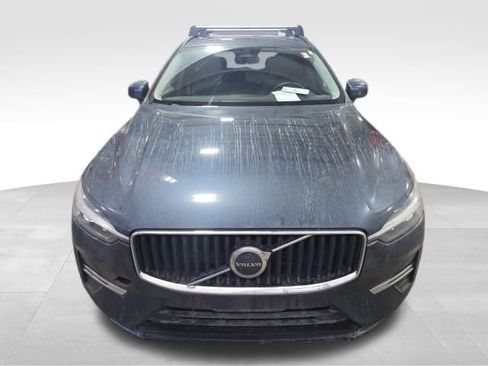 Used 2023 Volvo XC60 B5 Core image 7