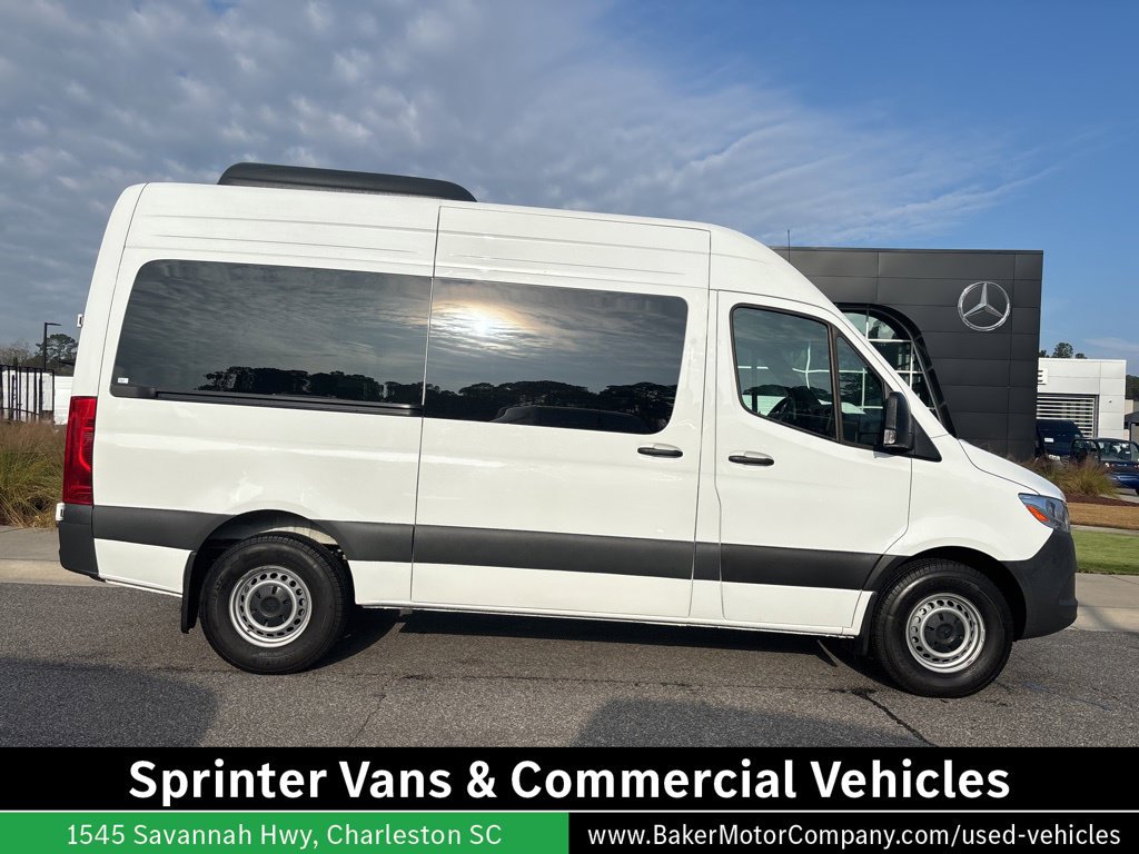 Used 2024 Mercedes-Benz Sprinter 2500 image 2