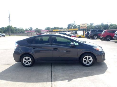 Used 2015 Toyota Prius Three FWD image 5
