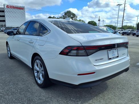 Used 2023 Honda Accord LX image 3