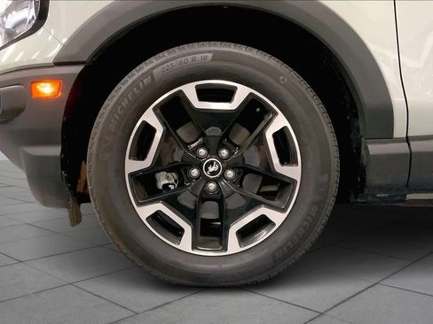 Used 2022 Ford Bronco Sport Outer Banks w/ Tech Package image 10