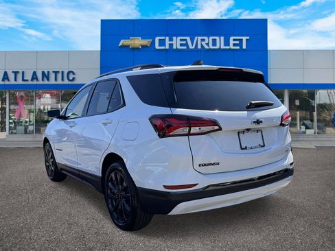 Certified 2023 Chevrolet Equinox RS image 3