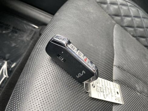 Certified 2022 Kia Sorento SX Prestige image 35