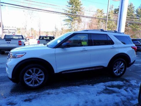 Certified 2023 Ford Explorer Limited w/ Limited Technology Package image 4