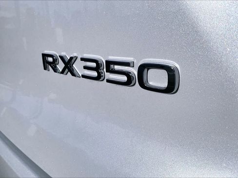 Used 2026 Lexus RX 350 Premium w/ Accessory Package (2T) FWD image 9
