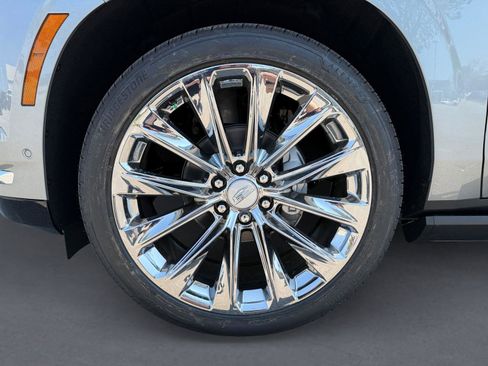 New 2026 Cadillac Escalade Luxury AWD/4WD image 9
