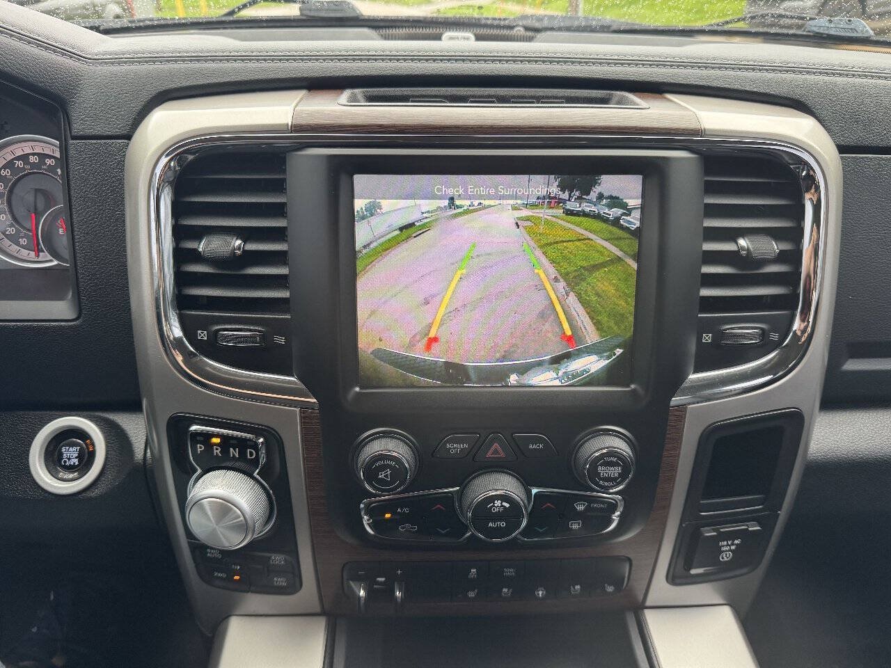 Used 2016 RAM 1500 Laramie w/ Convenience Group AWD/4WD image 16