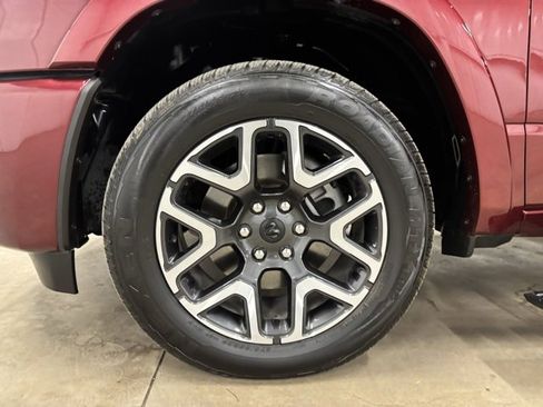 Used 2025 RAM 1500 Laramie w/ Laramie Southwest Edition image 9