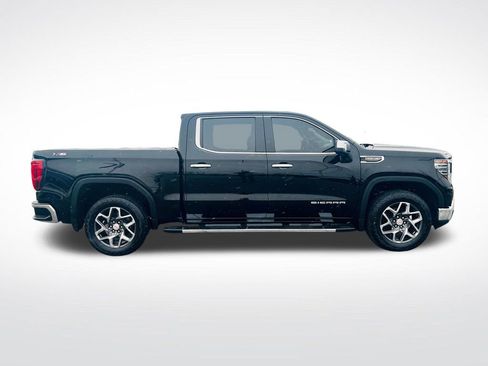 Used 2024 GMC Sierra 1500 SLT w/ SLT Premium Plus Package image 9