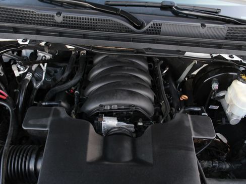 Used 2019 Chevrolet Silverado 1500 W/T AWD/4WD image 30
