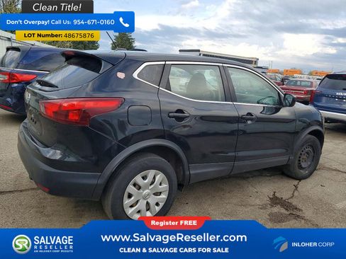 Used 2019 Nissan Rogue Sport S image 4
