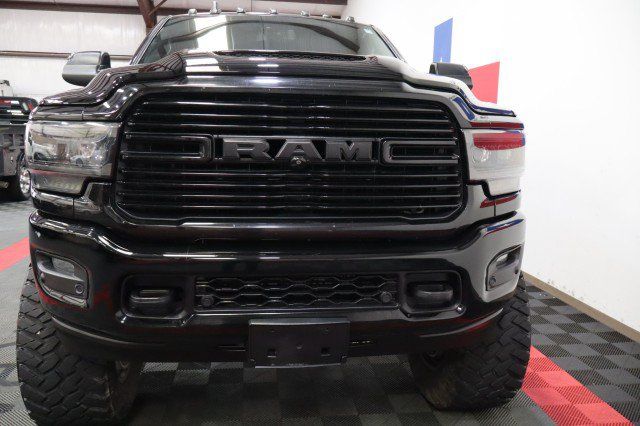 Used 2019 RAM 2500 Laramie w/ Black Appearance Package AWD/4WD image 22