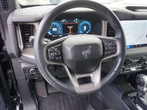 Used 2025 Ford Bronco Outer Banks w/ Sasquatch Package AWD/4WD image 14