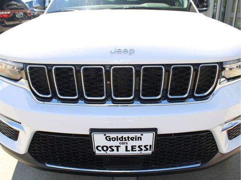 New 2025 Jeep Grand Cherokee Limited image 2