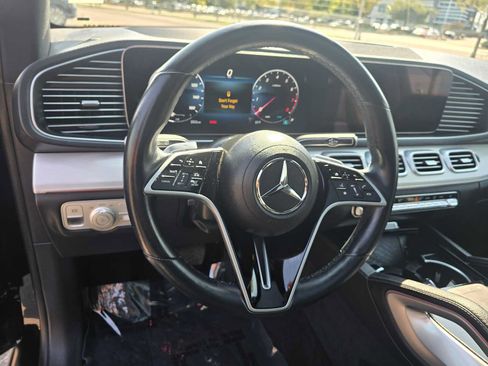 Used 2025 Mercedes-Benz GLE 350 4MATIC w/ Driver Assistance Package image 25