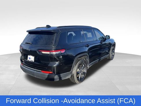 Used 2023 Jeep Grand Cherokee L Laredo image 6