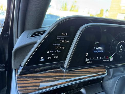 Used 2021 Cadillac Escalade Premium Luxury w/ Driver Assist Tech Package image 26