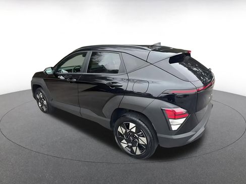 Used 2025 Hyundai Kona SEL image 10