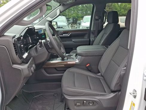 New 2026 Chevrolet Silverado 1500 RST w/ Z71 Off-Road Package AWD/4WD image 7