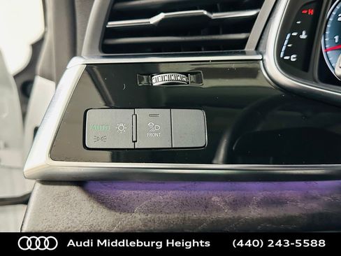 Certified 2023 Audi Q8 Premium Plus w/ Premium Plus Package image 18