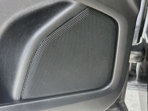 Used 2017 Ford Edge SE FWD image 21