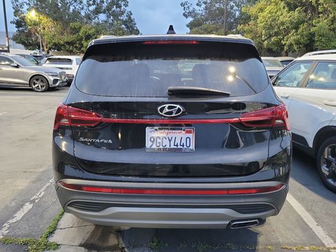 Used 2023 Hyundai Santa Fe SE image 5