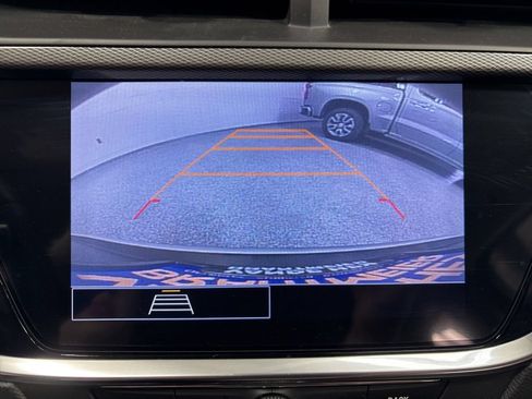 Used 2023 Buick Encore GX Preferred w/ Cold Weather Comfort Package FWD image 18