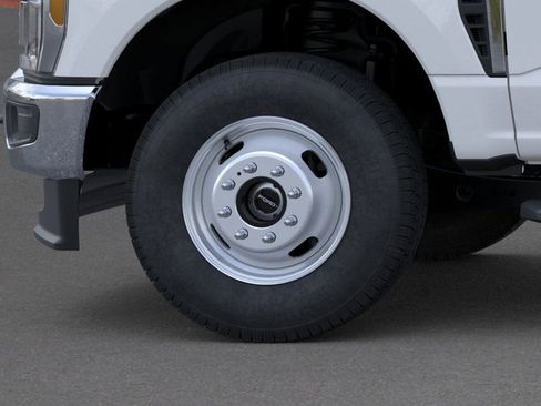 New 2026 Ford F350 XL w/ XL Chrome Package AWD/4WD image 19