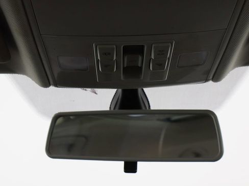 Used 2019 Volkswagen Jetta SE w/ Cold Weather Package image 25