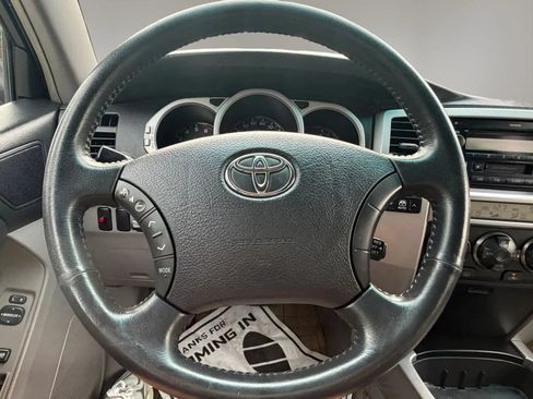 Used 2004 Toyota 4Runner Sport RWD image 25