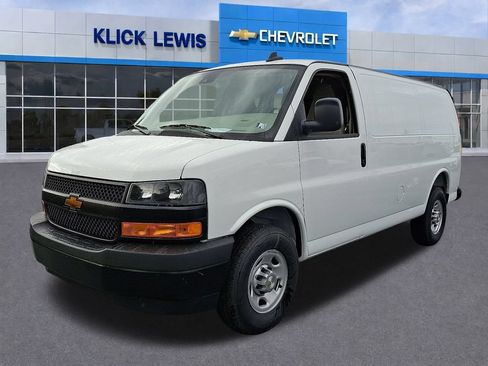 New 2025 Chevrolet Express 3500 w/ Driver Convenience Package RWD image 2
