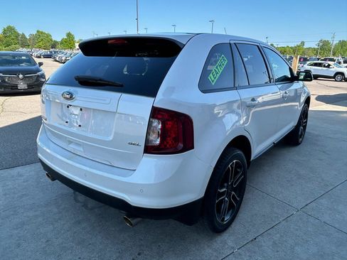 Used 2013 Ford Edge SEL w/ Black-White Styling Pkg FWD image 5