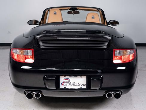 Used 2006 Porsche 911 Carrera RWD image 24