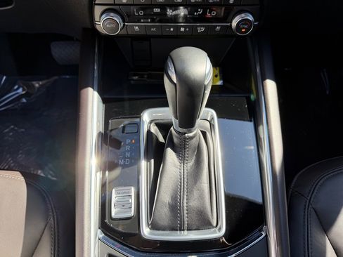 Used 2023 MAZDA CX-5 Signature image 29